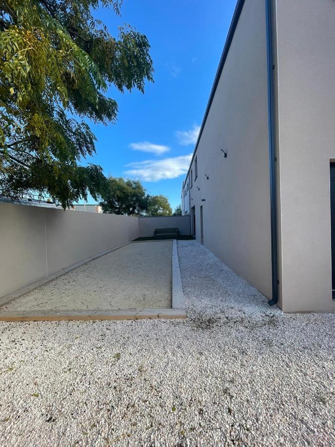 Villa 400M2 Piscine Interieure Tres Calme Agde Exterior photo